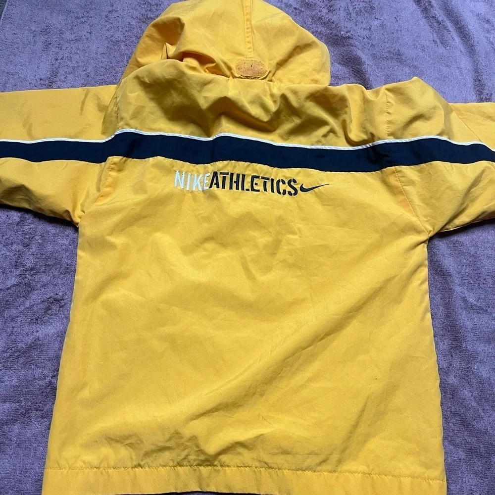 Nike Kids Yellow and Black Jacket